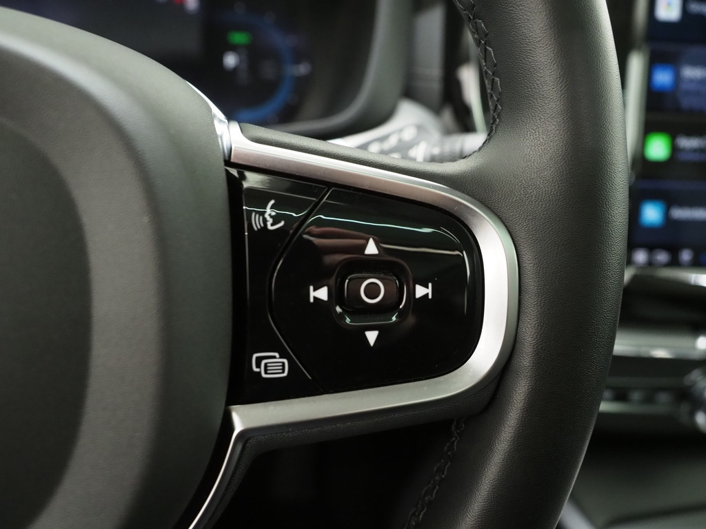 Volvo XC60 2.0 T6 Plug-in hybrid AWD Ultimate Dark Long Range 25