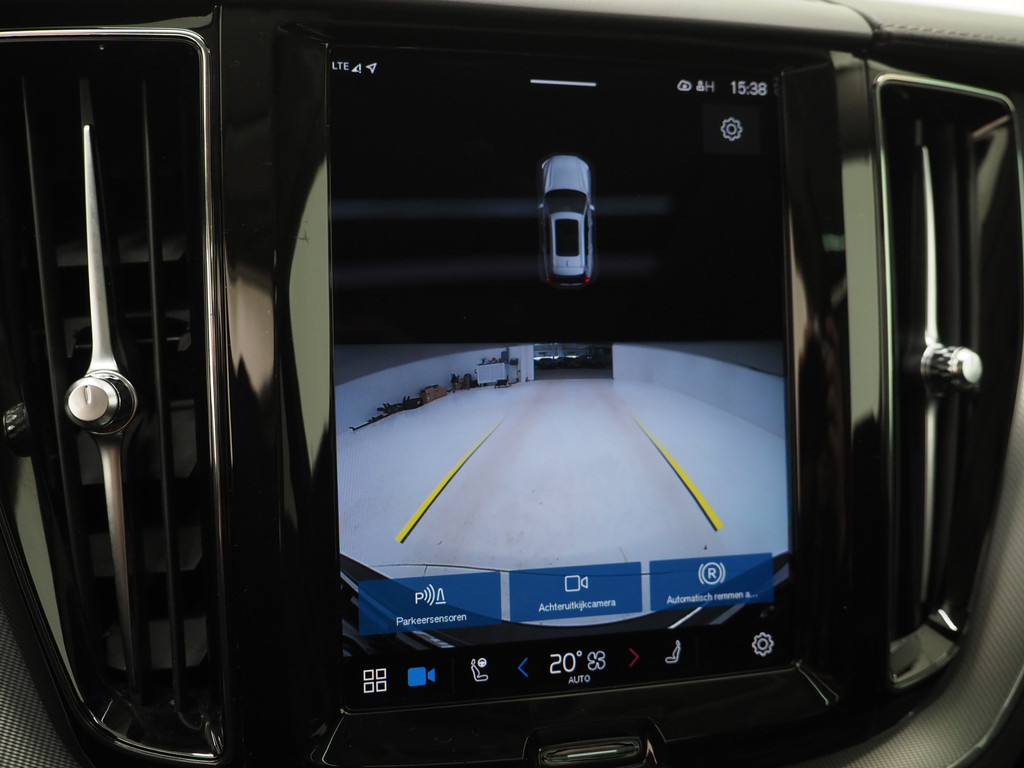 Volvo XC60 2.0 T6 Plug-in hybrid AWD Ultimate Dark Long Range 79