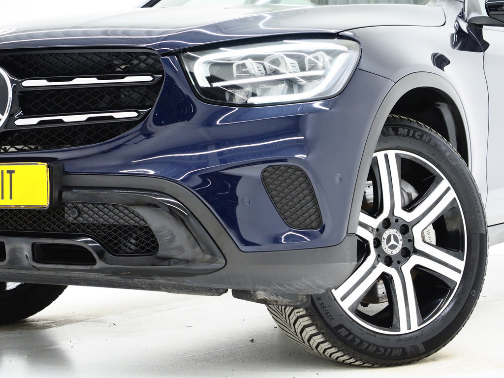 Mercedes-Benz GLC 300e 4MATIC Premium 47