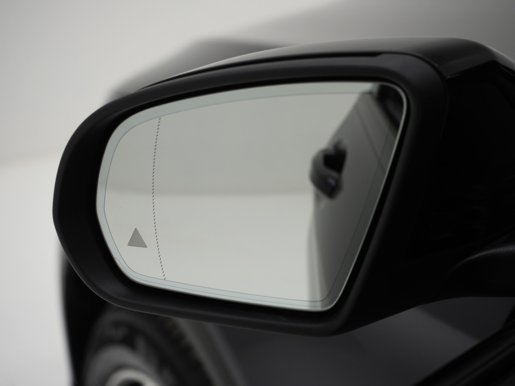 Mercedes-Benz GLC 300e 4MATIC Premium 56