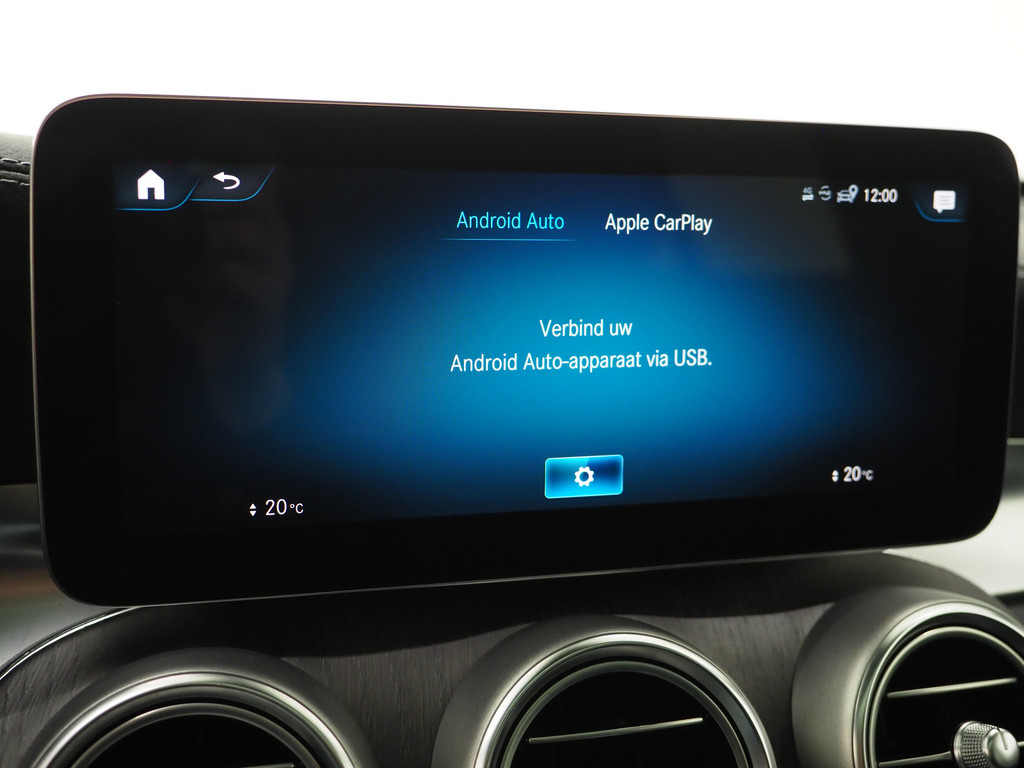 Mercedes-Benz GLC 300e 4MATIC Premium 72