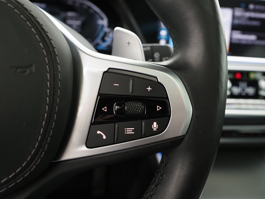 BMW X5 xDrive45e M-Sport Shadow 23