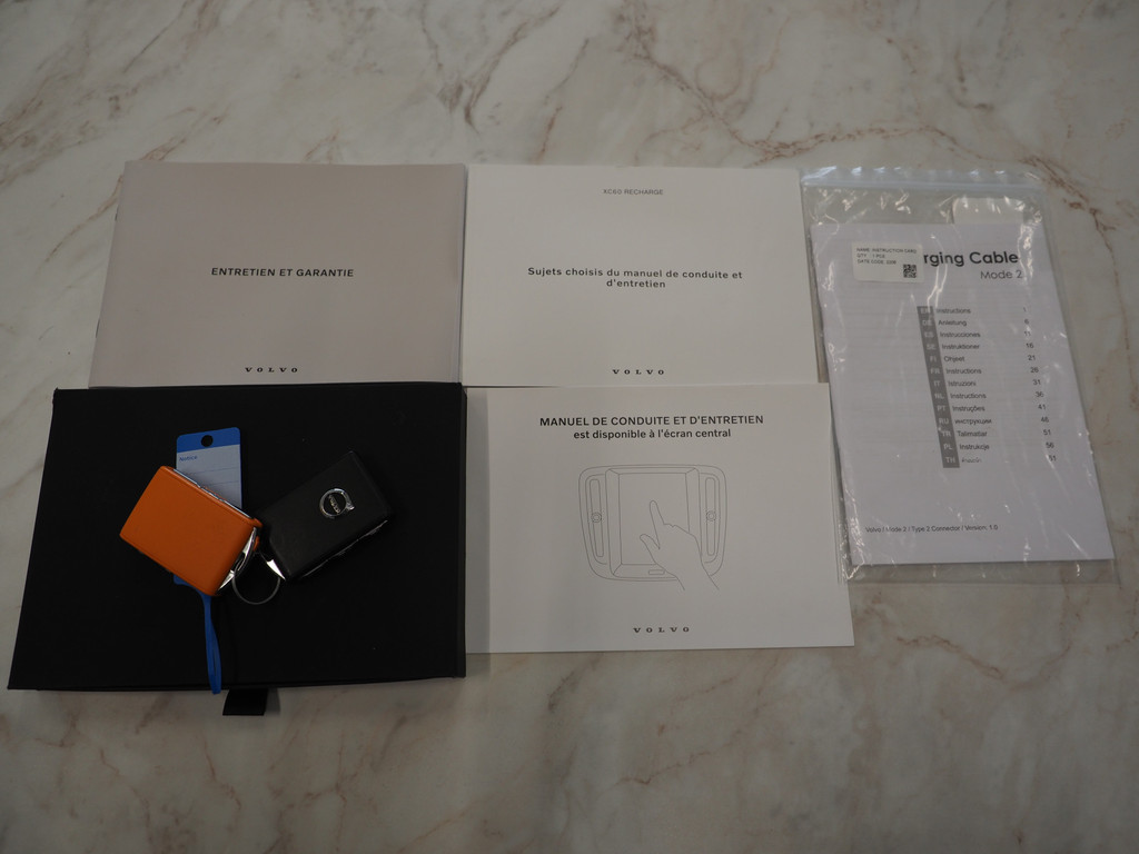 Volvo XC60 2.0 T6 Plug-in hybrid AWD Plus Dark Long Range 7