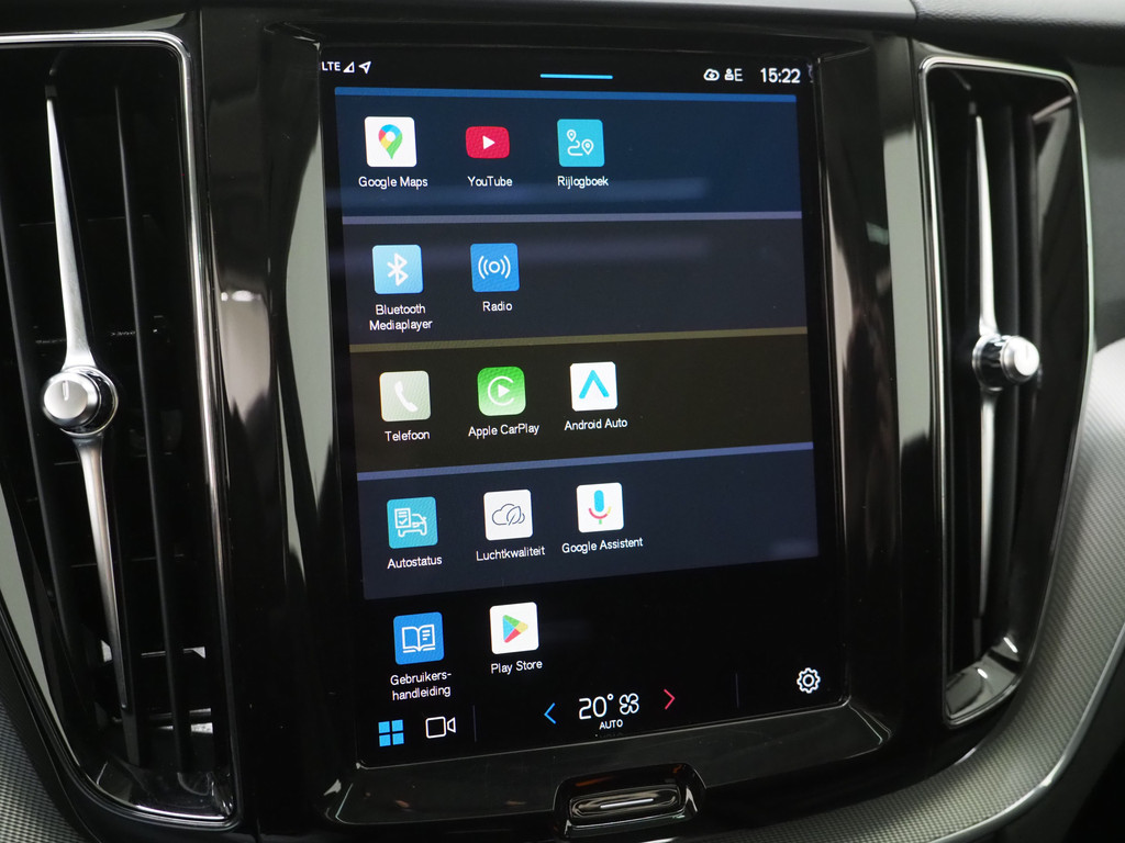 Volvo XC60 2.0 T6 Plug-in hybrid AWD Plus Dark Long Range 70