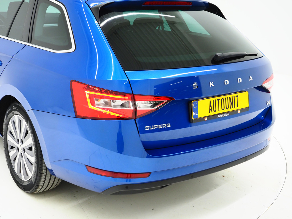 Škoda Superb Combi 1.4 TSI iV 218PK 13