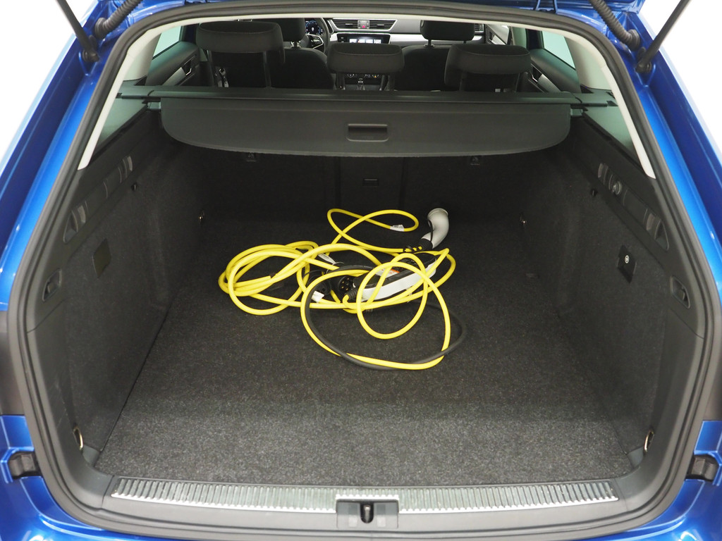 Škoda Superb Combi 1.4 TSI iV 218PK 35