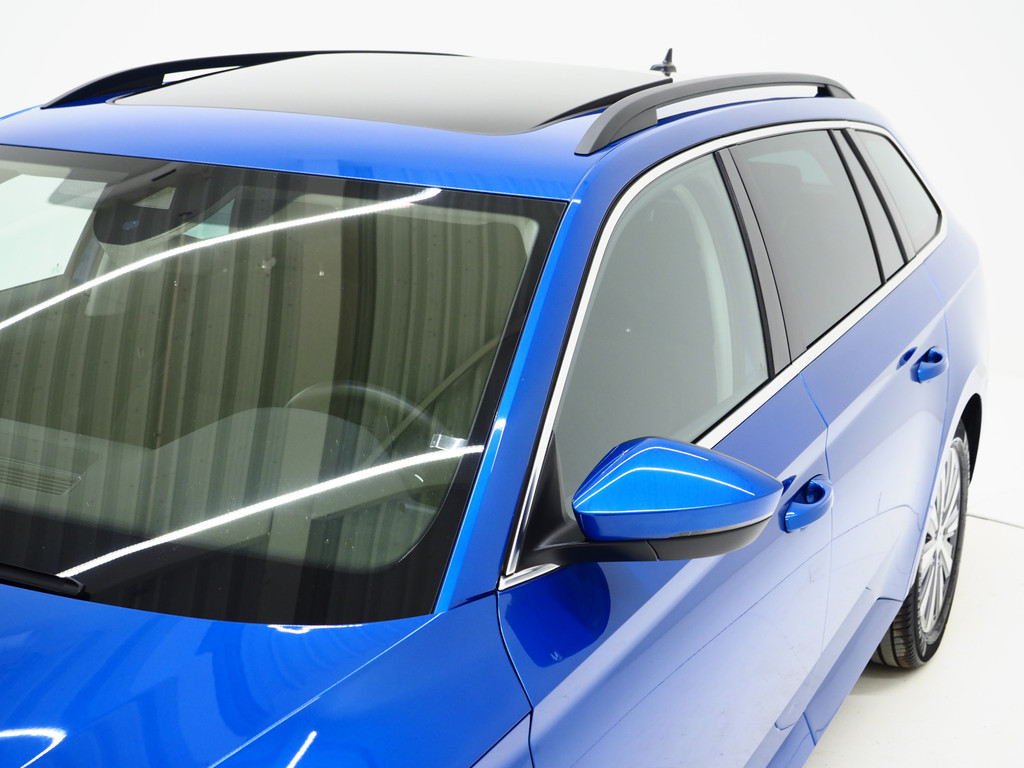 Škoda Superb Combi 1.4 TSI iV 218PK 48