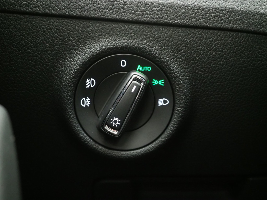 Škoda Superb Combi 1.4 TSI iV 218PK 53