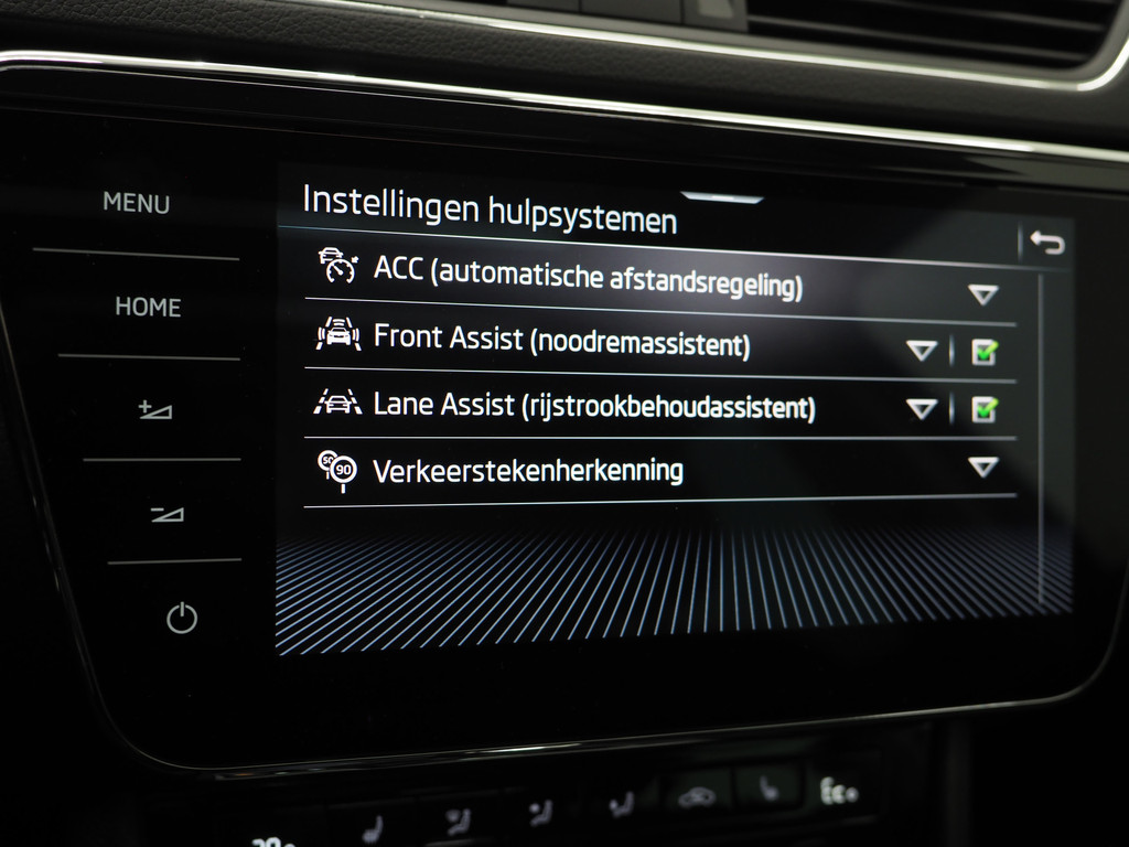 Škoda Superb Combi 1.4 TSI iV 218PK 63