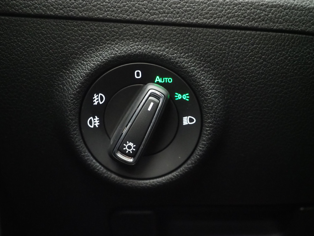 Škoda Superb Combi 1.4 TSI iV 218PK Style 20