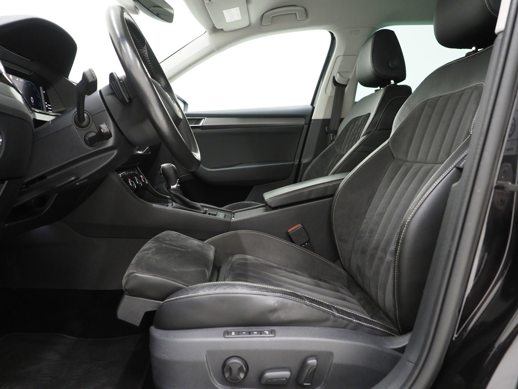 Škoda Superb Combi 1.4 TSI iV 218PK Style 58