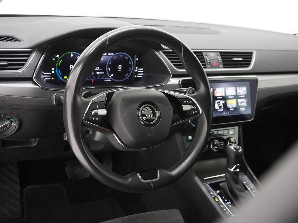 Škoda Superb Combi 1.4 TSI iV 218PK Style 59