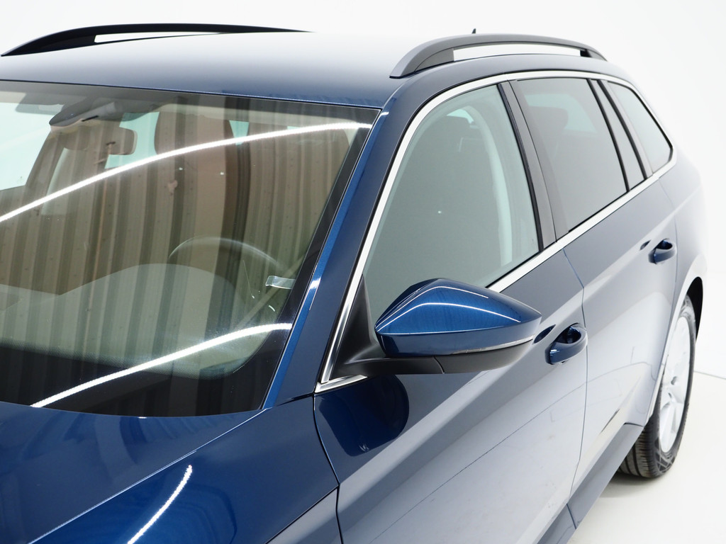 Škoda Superb Combi 1.4 TSI iV 218PK 12