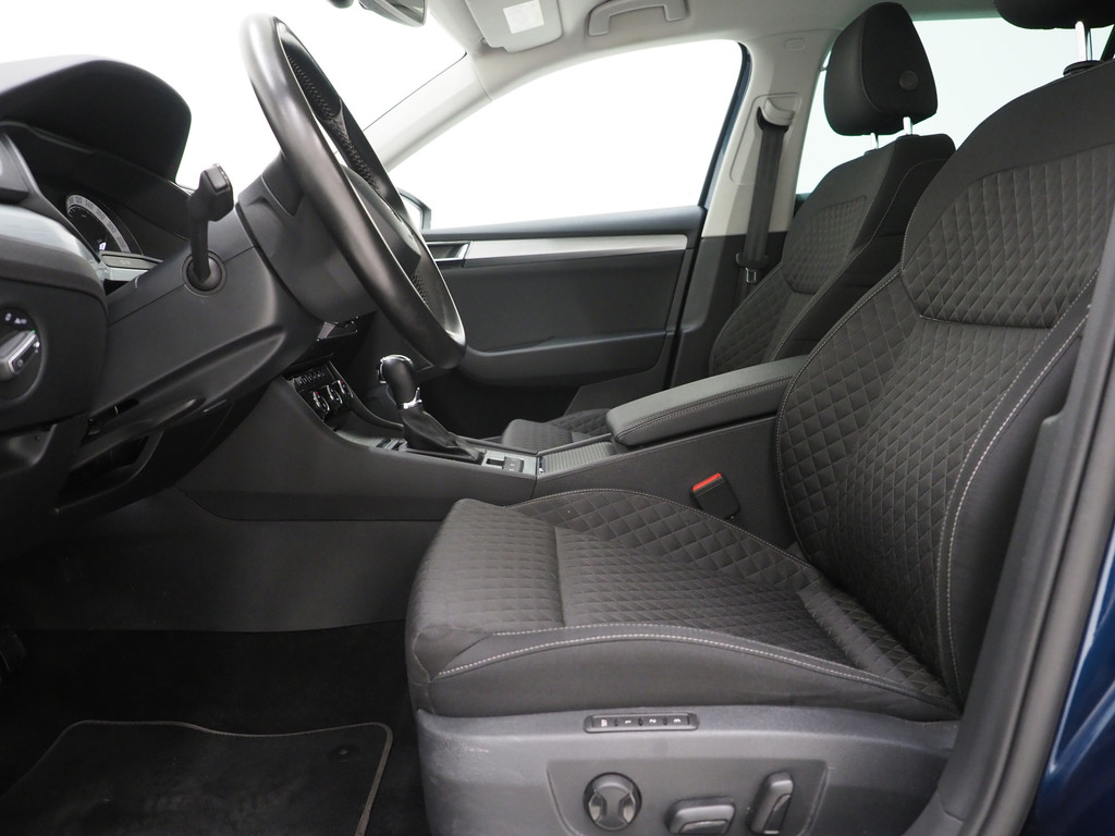 Škoda Superb Combi 1.4 TSI iV 218PK 14