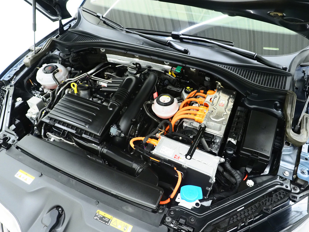 Škoda Superb Combi 1.4 TSI iV 218PK 43