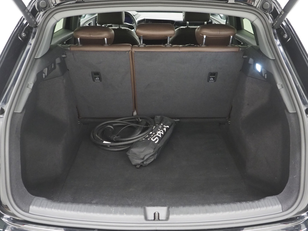 Audi Q4 e-tron 35 Launch edition 55 kWh 30