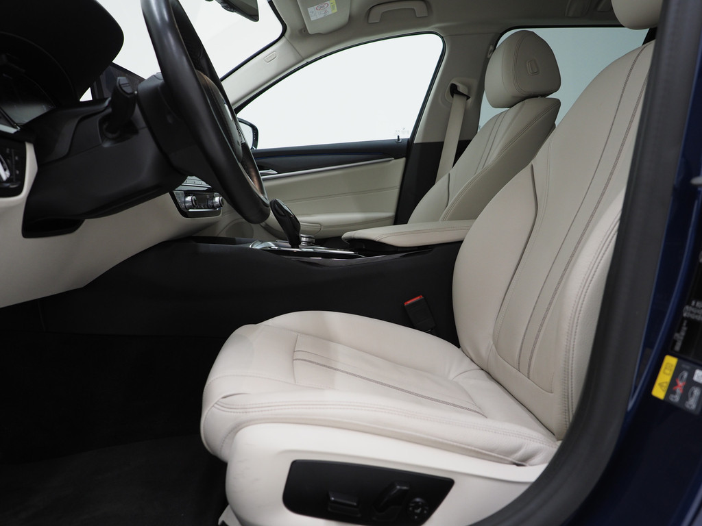 BMW 5 Serie Touring 530e xDrive Shadow 16