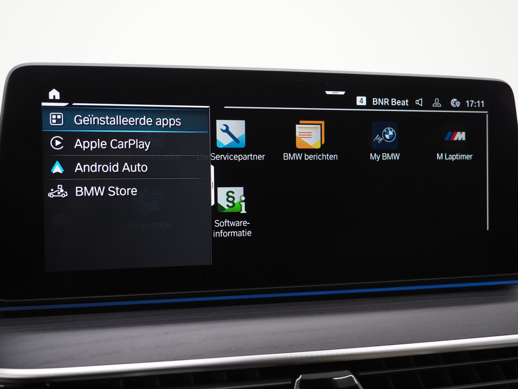 BMW 5 Serie Touring 530e xDrive Shadow 31