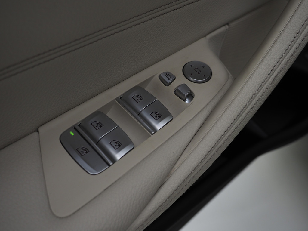 BMW 5 Serie Touring 530e xDrive Shadow 59