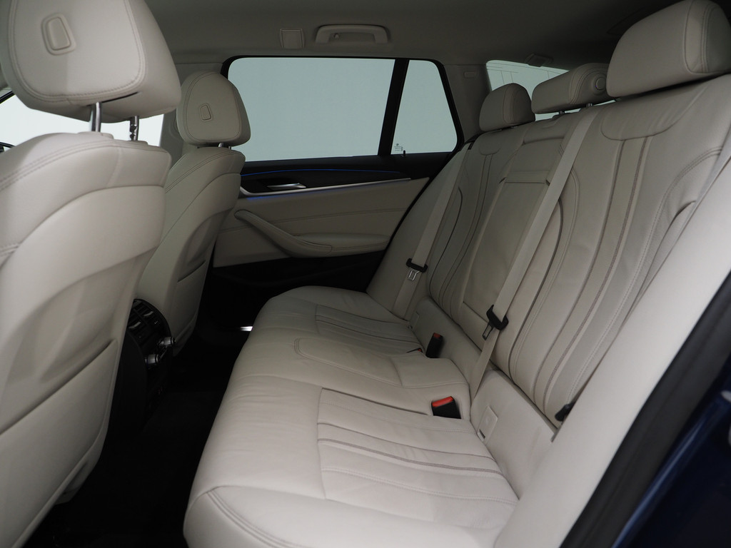 BMW 5 Serie Touring 530e xDrive Shadow 79