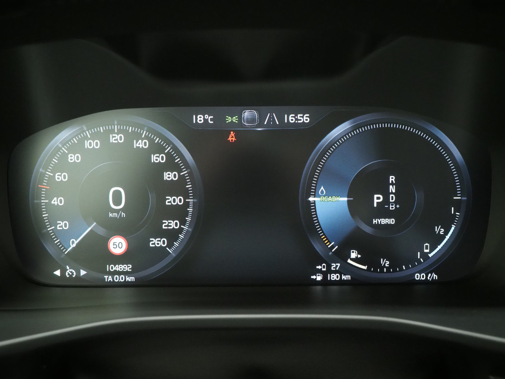 Volvo XC40 1.5 T5 Recharge R-Design Full Black 25