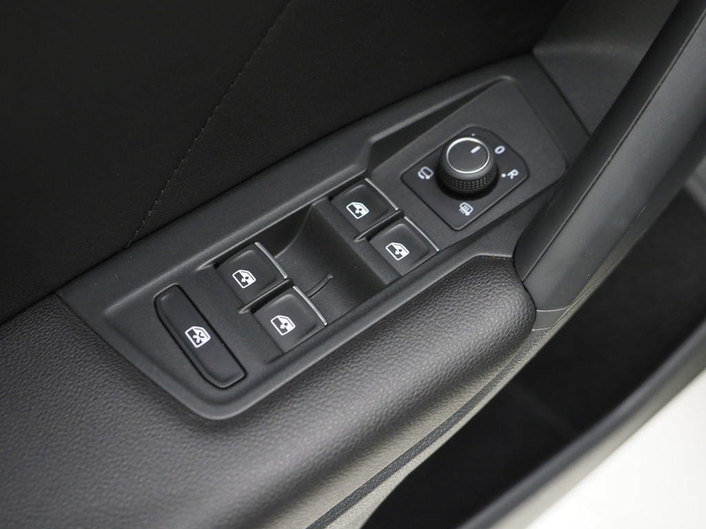 Volkswagen Tiguan 1.4 TSI eHybrid Elegance Exclusive 58