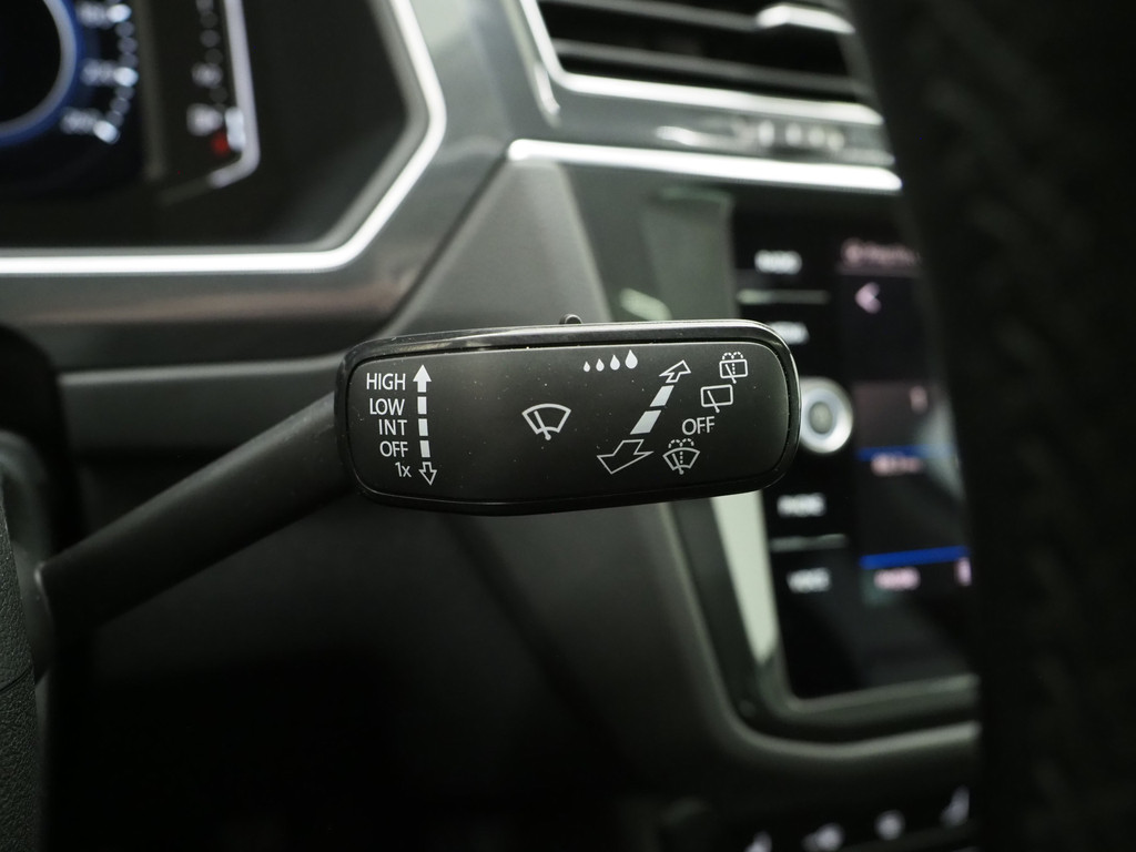 Volkswagen Tiguan 1.4 TSI eHybrid Elegance Exclusive 64