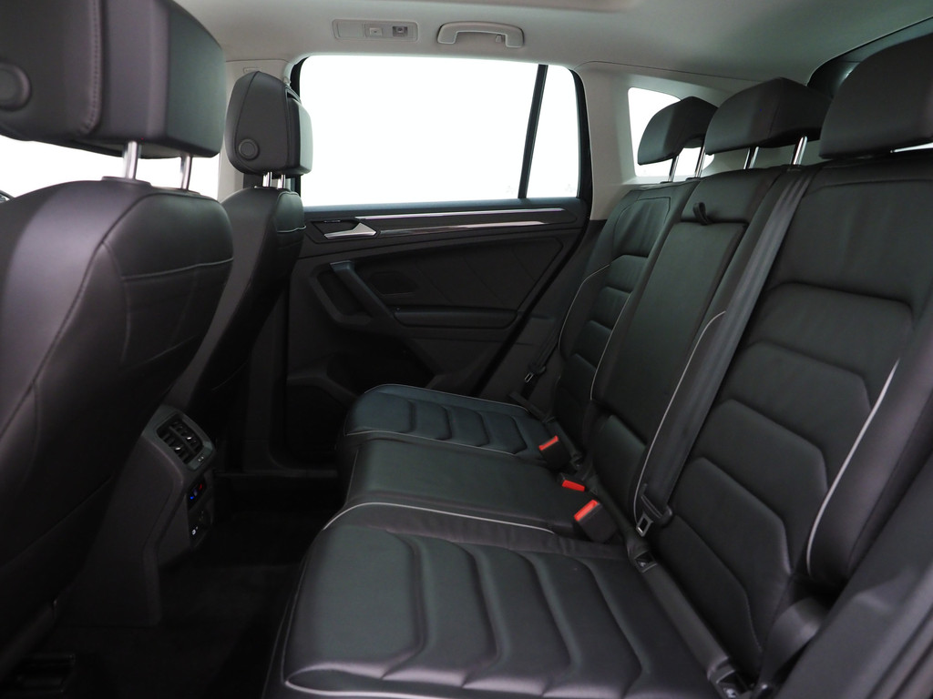 Volkswagen Tiguan 1.4 TSI eHybrid Elegance Exclusive 76