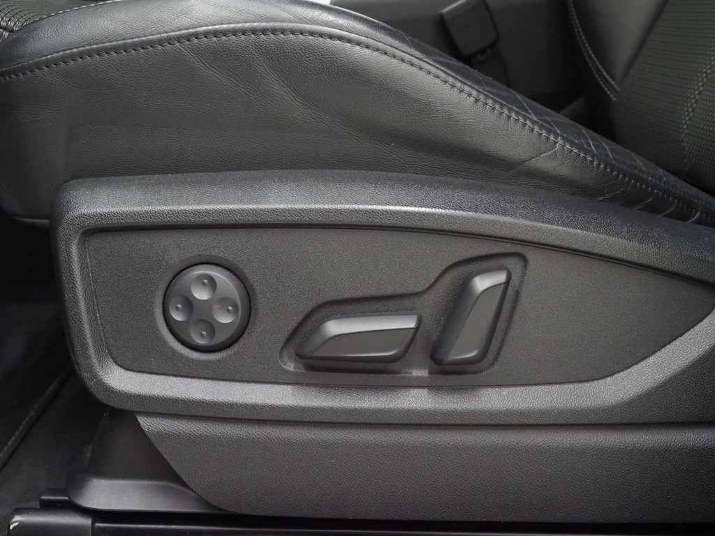 Audi Q5 2.0 TFSI quattro Sport Pro Line S 17