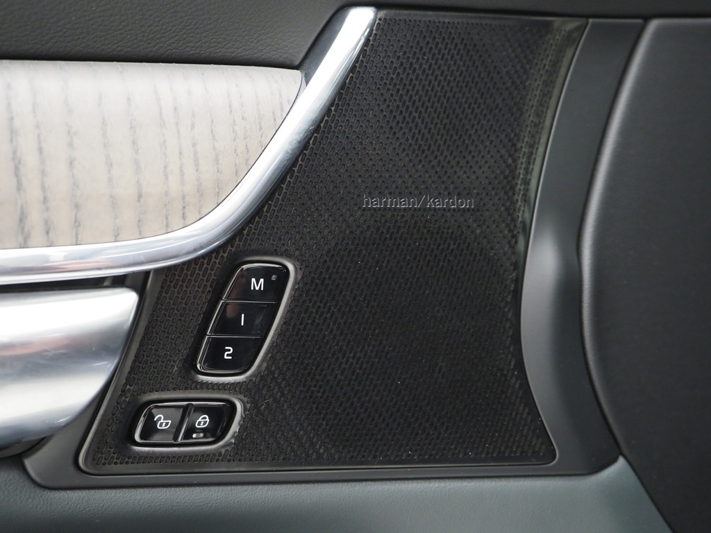 Volvo V90 2.0 T8 Recharge AWD Inscription 19