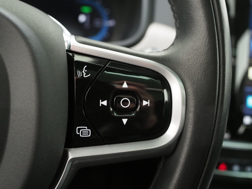 Volvo V90 2.0 T8 Recharge AWD Inscription 70