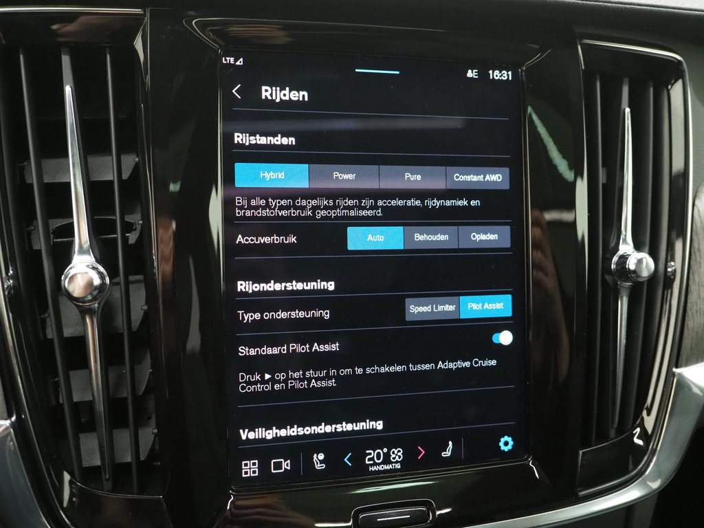 Volvo V90 2.0 T8 Recharge AWD Inscription 79