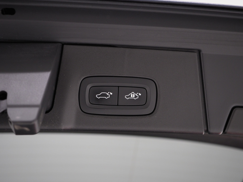 Volvo V90 2.0 T8 Recharge AWD Inscription 87