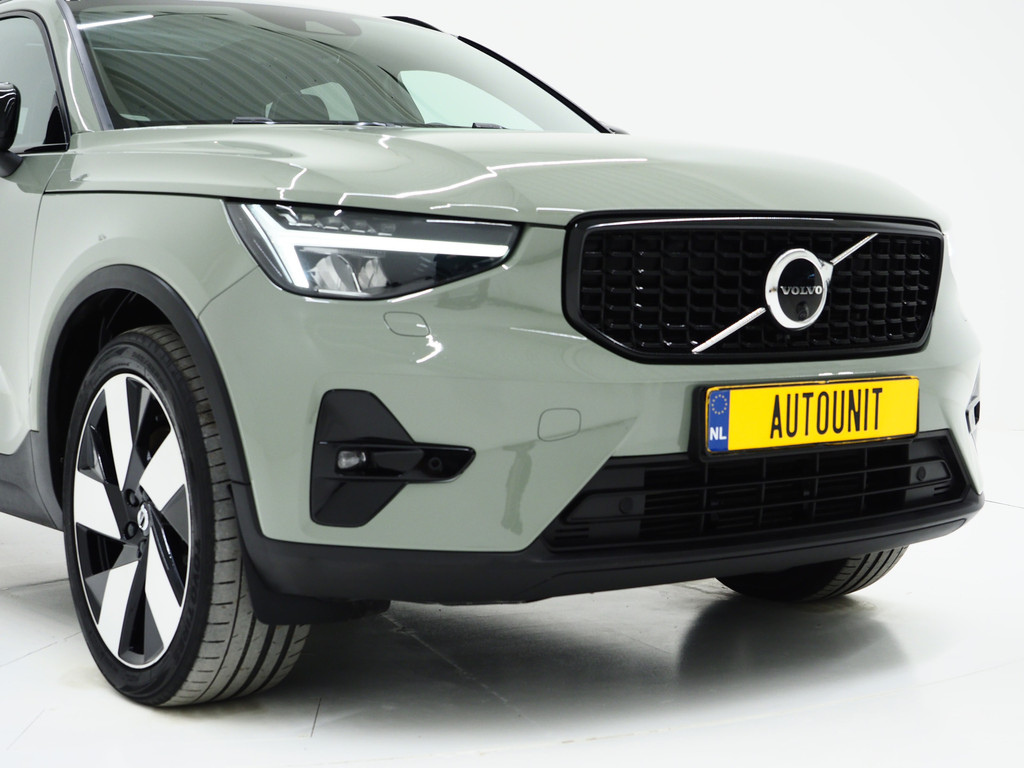 Volvo XC40 1.5 T5 Plug-in hybrid Ultimate Dark 11