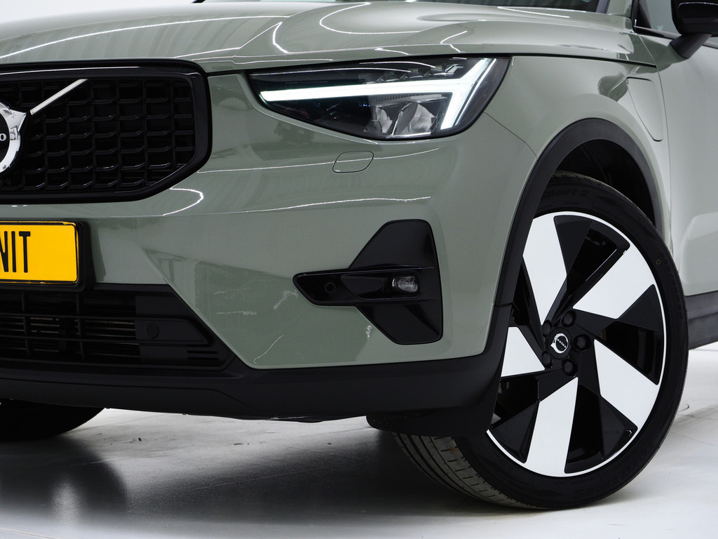 Volvo XC40 1.5 T5 Plug-in hybrid Ultimate Dark 5