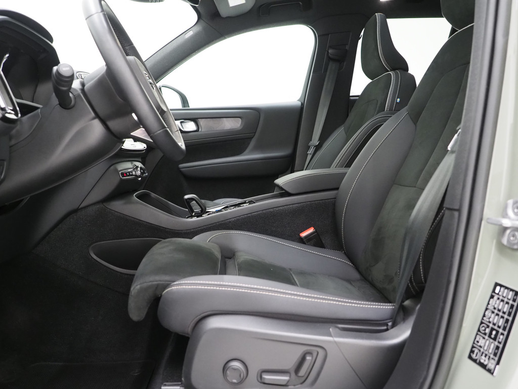 Volvo XC40 1.5 T5 Plug-in hybrid Ultimate Dark 60