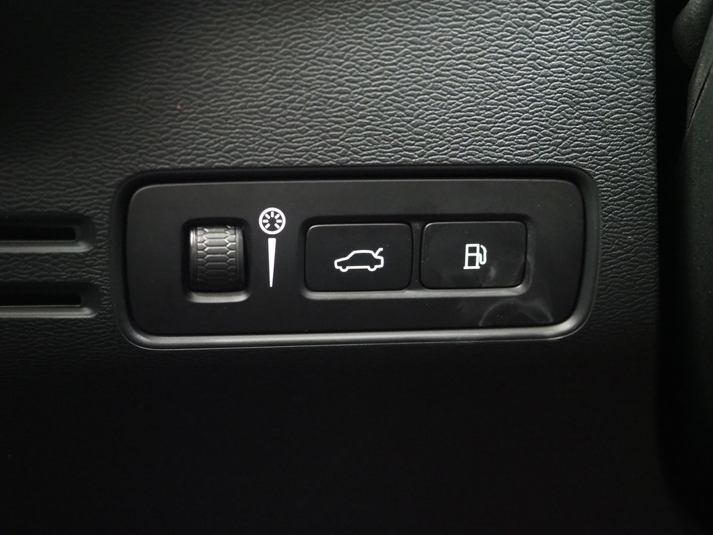 Volvo XC40 1.5 T5 Plug-in hybrid Ultimate Dark 66