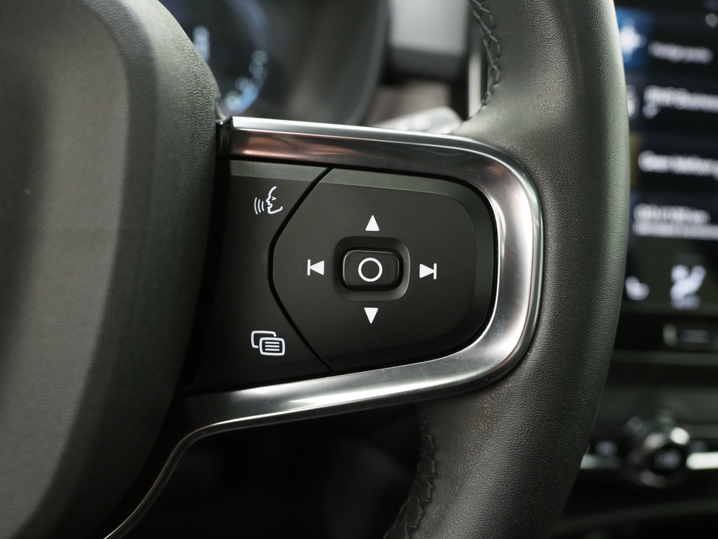 Volvo XC40 1.5 T5 Plug-in hybrid Ultimate Dark 69