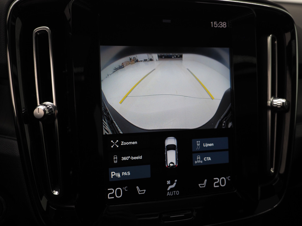 Volvo XC40 1.5 T5 Plug-in hybrid Ultimate Dark 80