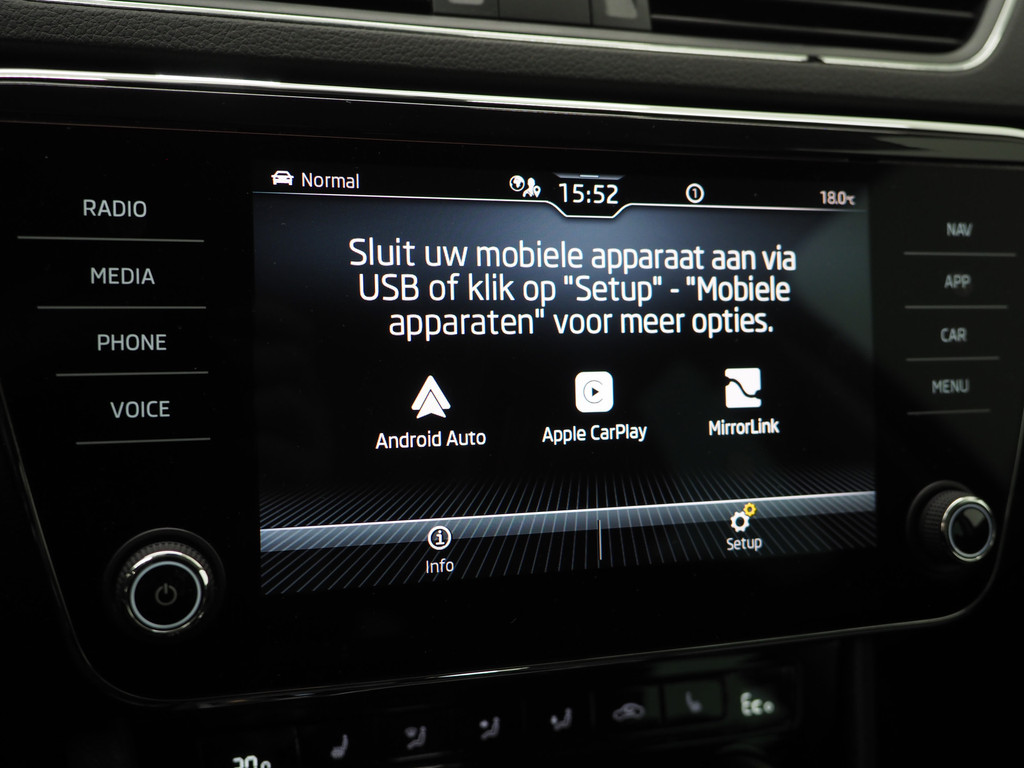 Škoda Superb Combi 1.4 TSI iV Style 218PK 28