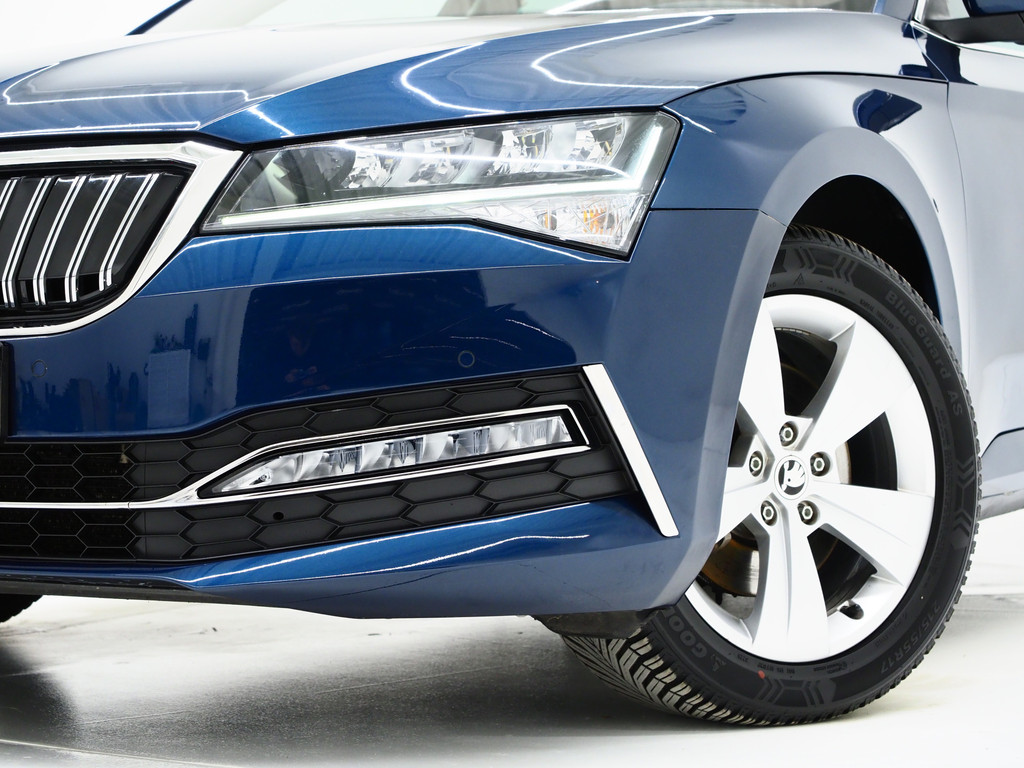 Škoda Superb Combi 1.4 TSI iV Style 218PK 47