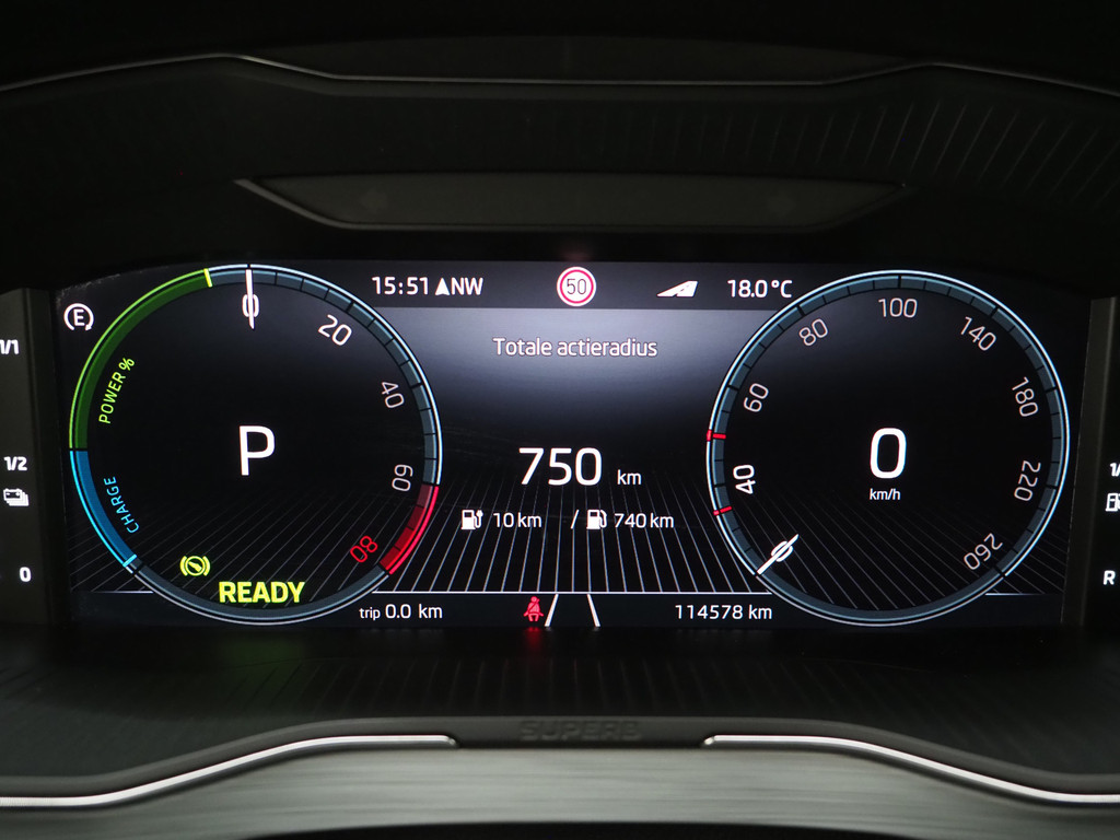 Škoda Superb Combi 1.4 TSI iV Style 218PK 68