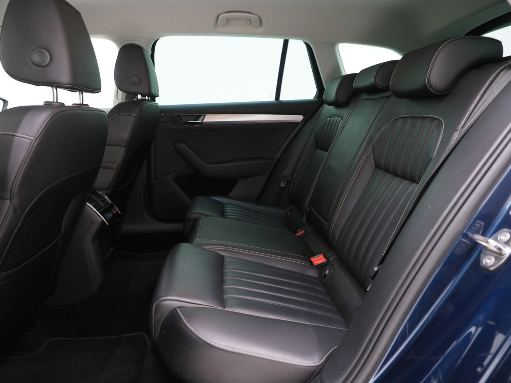 Škoda Superb Combi 1.4 TSI iV Style 218PK 79