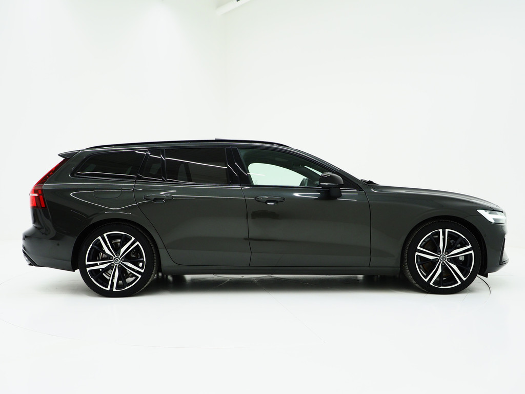 Volvo V60 2.0 T6 Recharge AWD R-Design 10