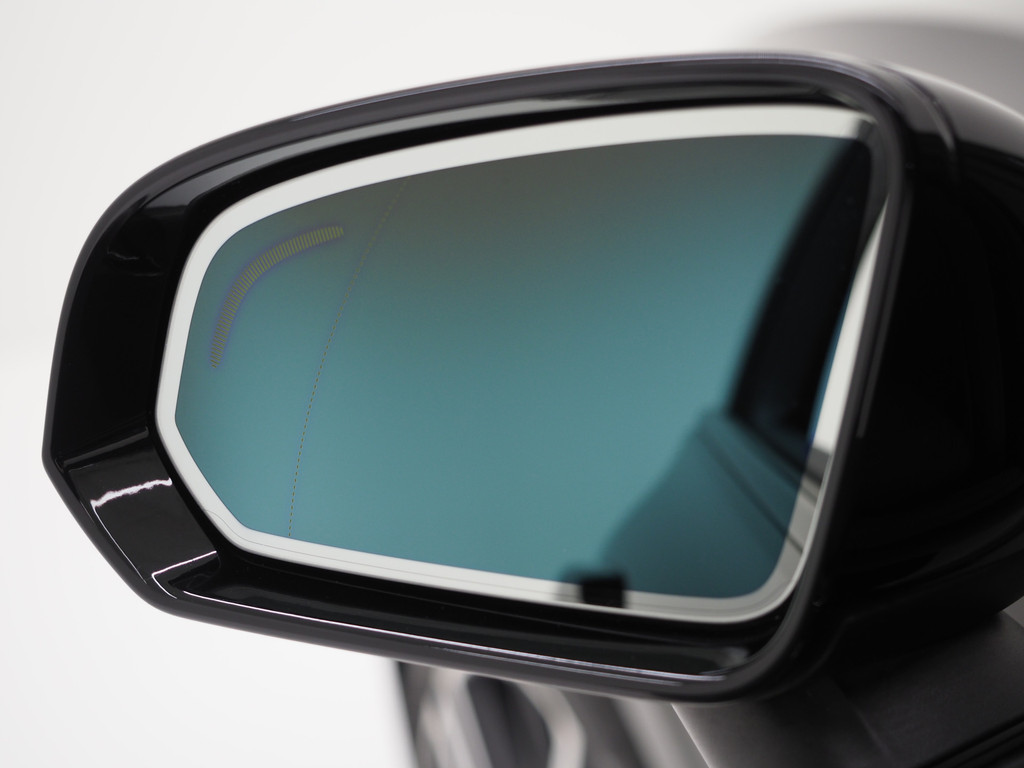 Volvo V60 2.0 T6 Recharge AWD R-Design 63