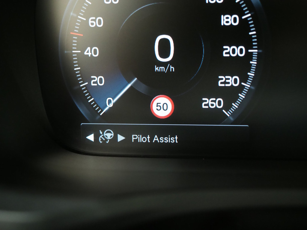 Volvo V60 2.0 T6 Recharge AWD R-Design 76