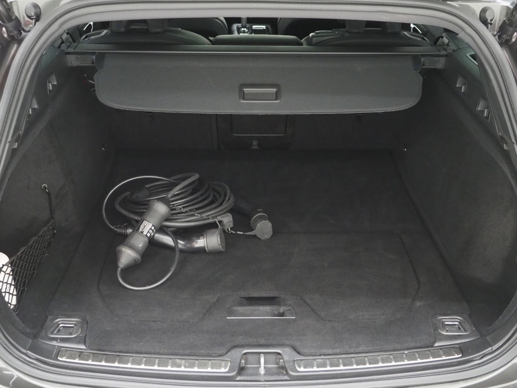 Volvo V60 2.0 T6 Recharge AWD R-Design 92