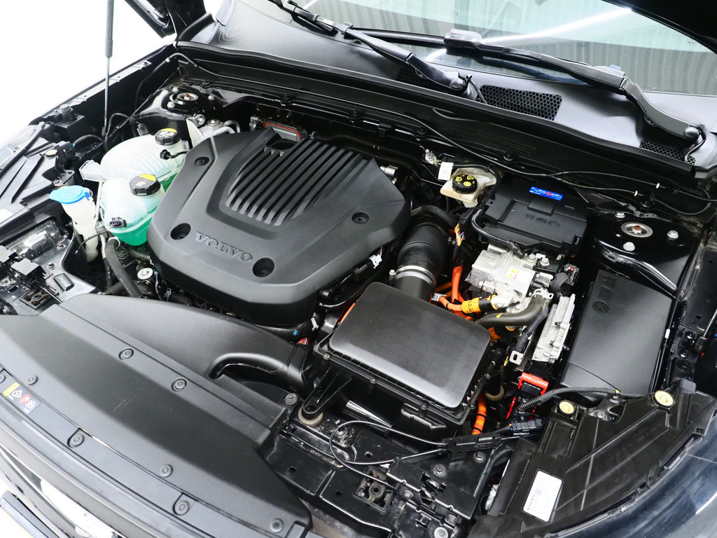 Volvo XC40 1.5 T5 Plug-in hybrid Ultimate Dark 51