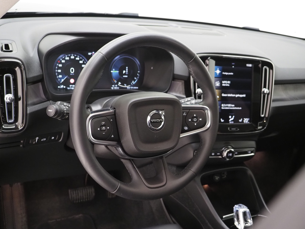 Volvo XC40 1.5 T5 Plug-in hybrid Ultimate Dark 63