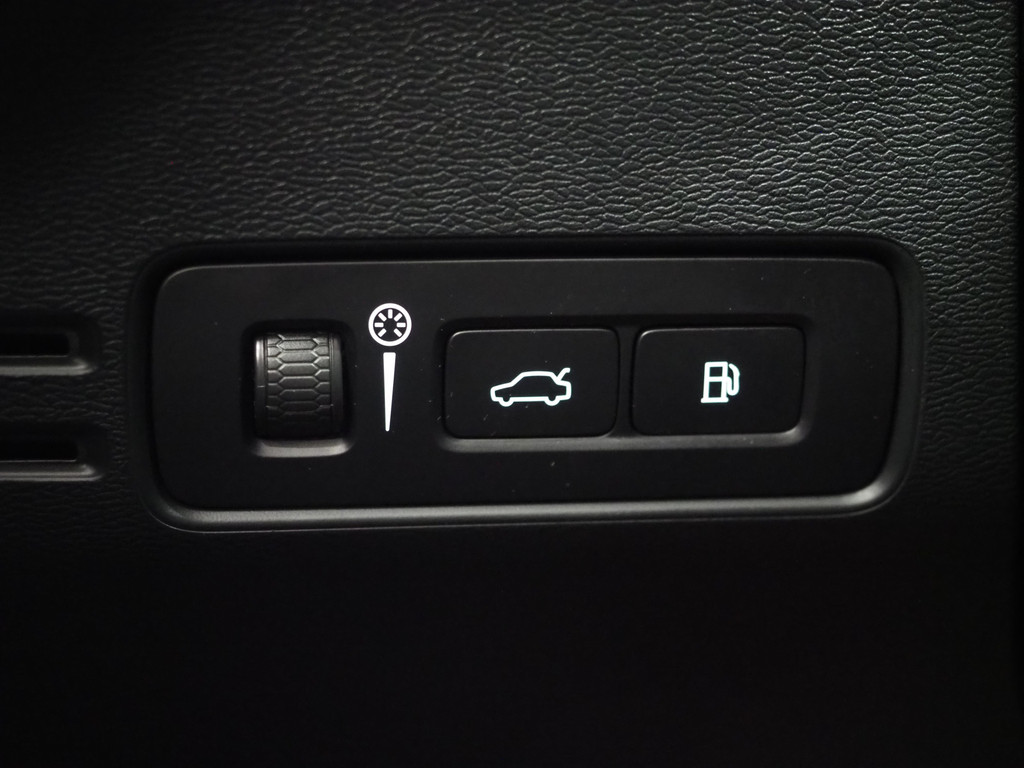 Volvo XC40 1.5 T5 Plug-in hybrid Ultimate Dark 68